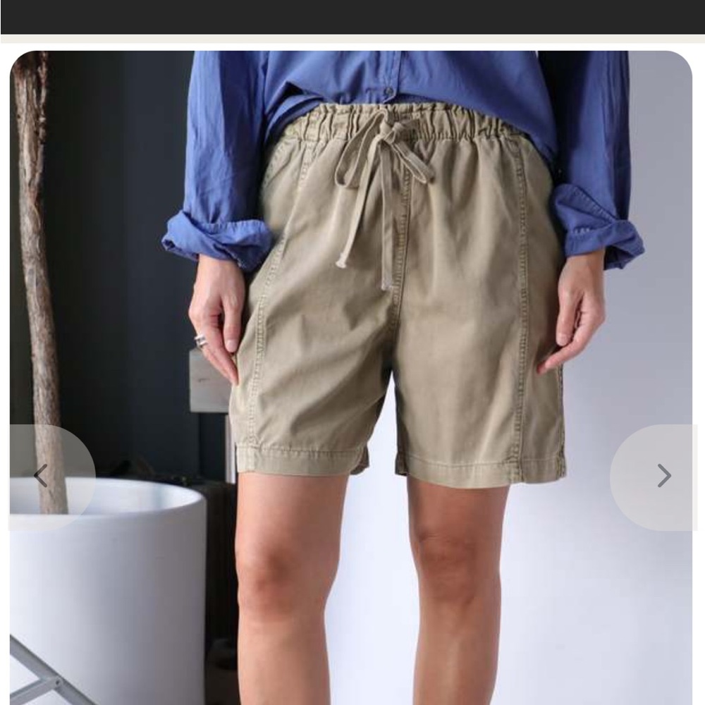 Xirena Wyatt Shorts - khaki